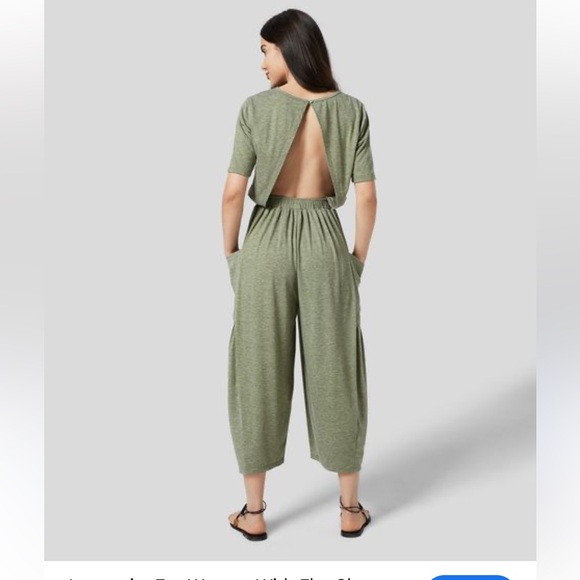 HALARA Olive Green Relaxed Backless Jumpsuit with Side Pockets - Picture 2 of 10